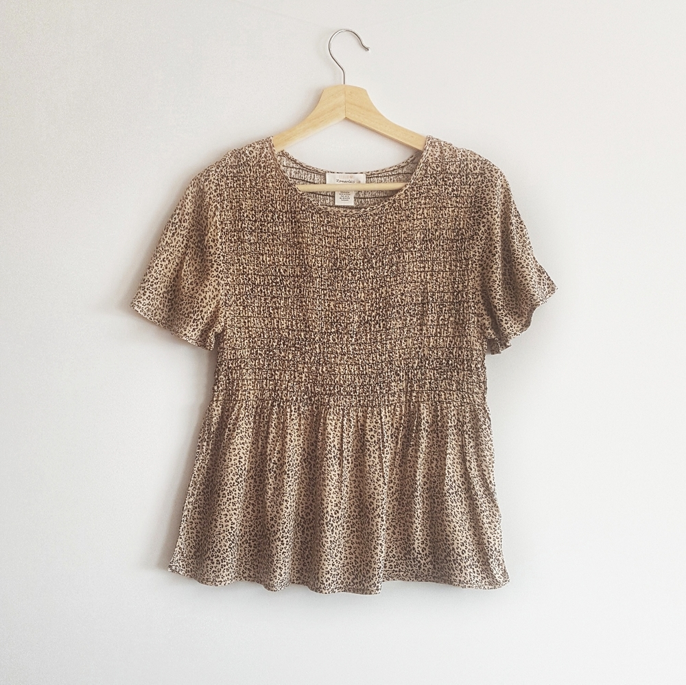 ▪︎Urban Romantics▪︎Animal Print Smoked Top